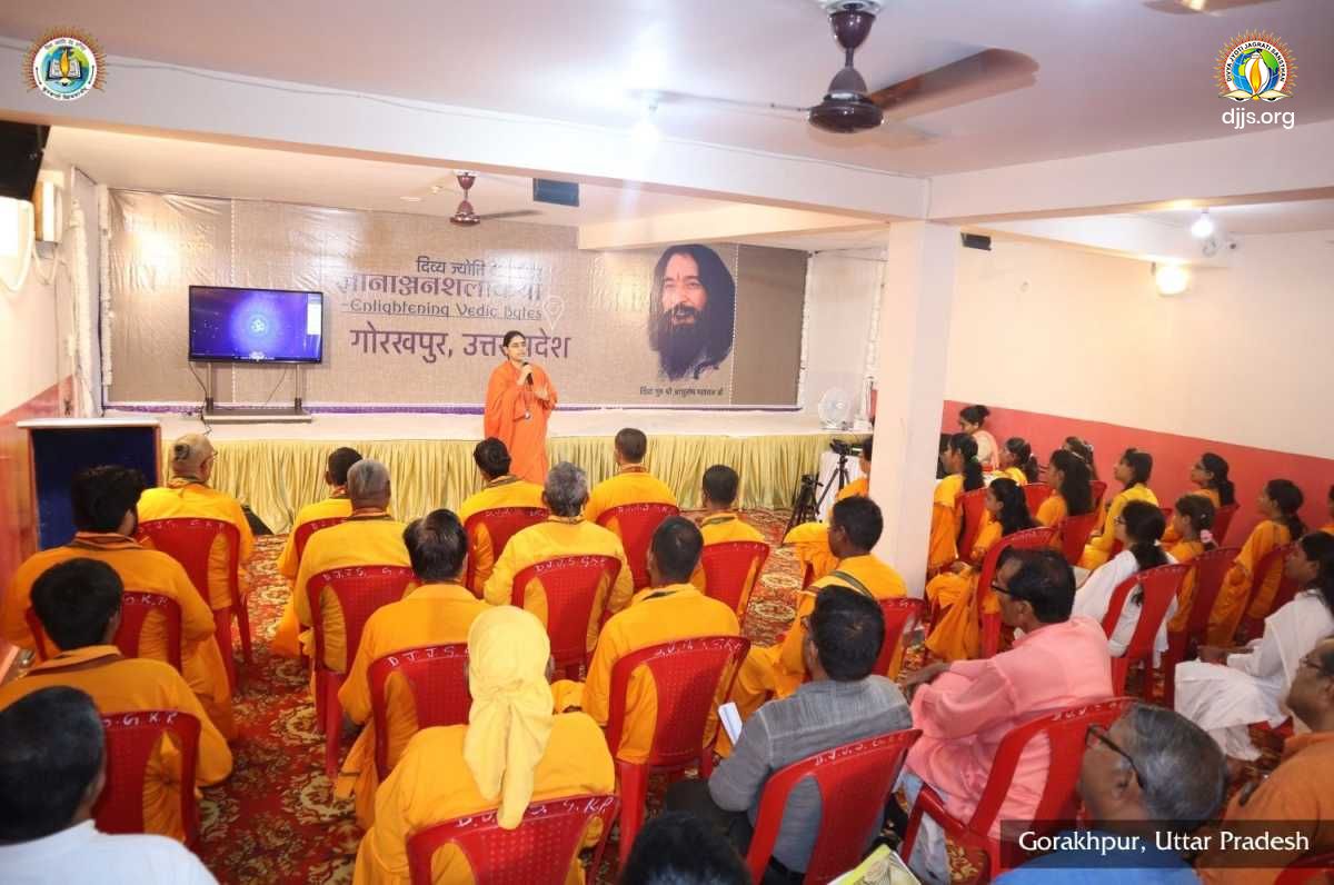 Cities of Uttar Pradesh Enlightened with Vedic Bliss at Gyananjana Shalakaya Workshops