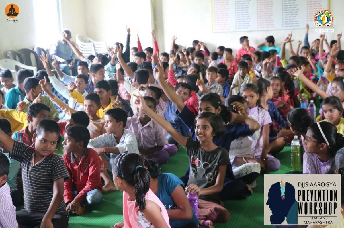 No Junk, No Doctor - three health Workshop, helped 341 participants to adopt an active lifestyle at Chakan, Maharashtra