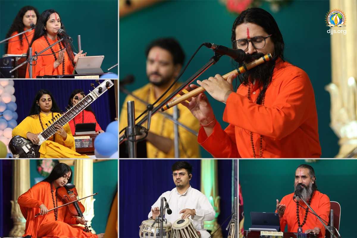 Shrimad Bhagwat Katha at Noida, Uttar Pradesh: Conveyed the Message to Connect with Real Devotion