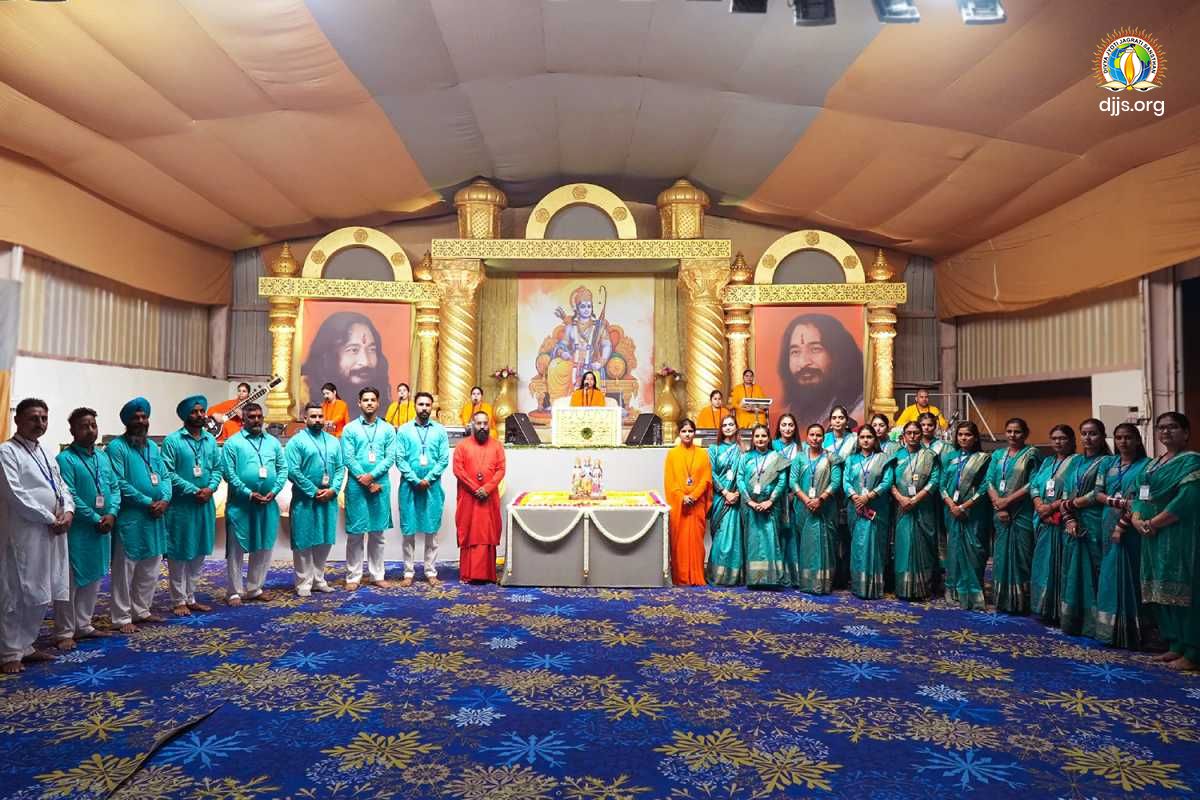 Shri Ram Katha Conveyed the Message of Universal Brotherhood at Dhilwan, Punjab