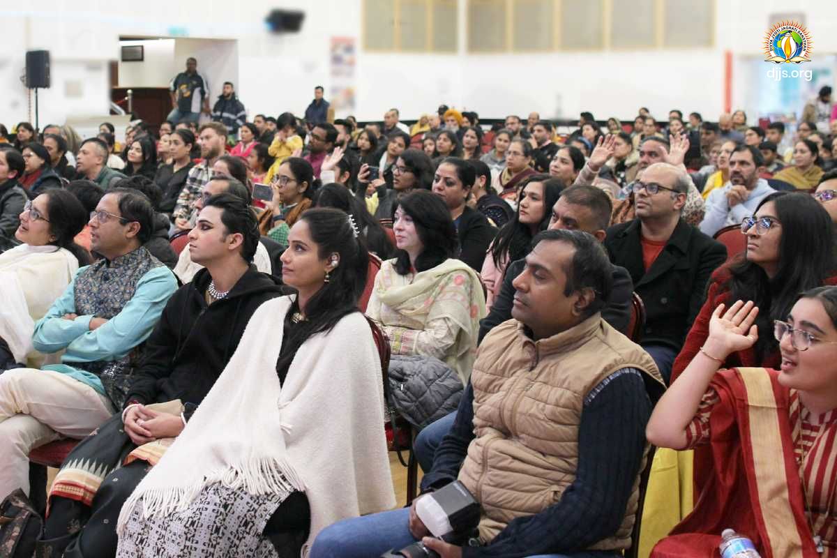 Spiritual Event organized in London, U.K Inspired Devotees to Connect with Indian Culture