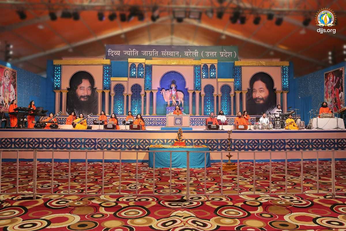 Shrimad Bhagwat Katha disseminated gems of spirituality at Bareilly, Uttar Pradesh