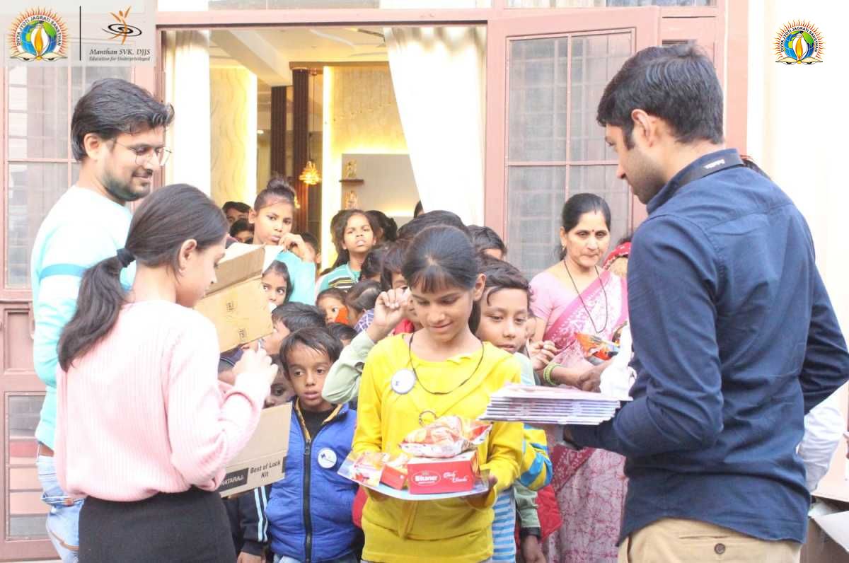 DJJS Manthan-SVK celebrates Impact Day 2022 with Deloitte & GoSharpener | Corporate Volunteering and Stationery Distribution Drive