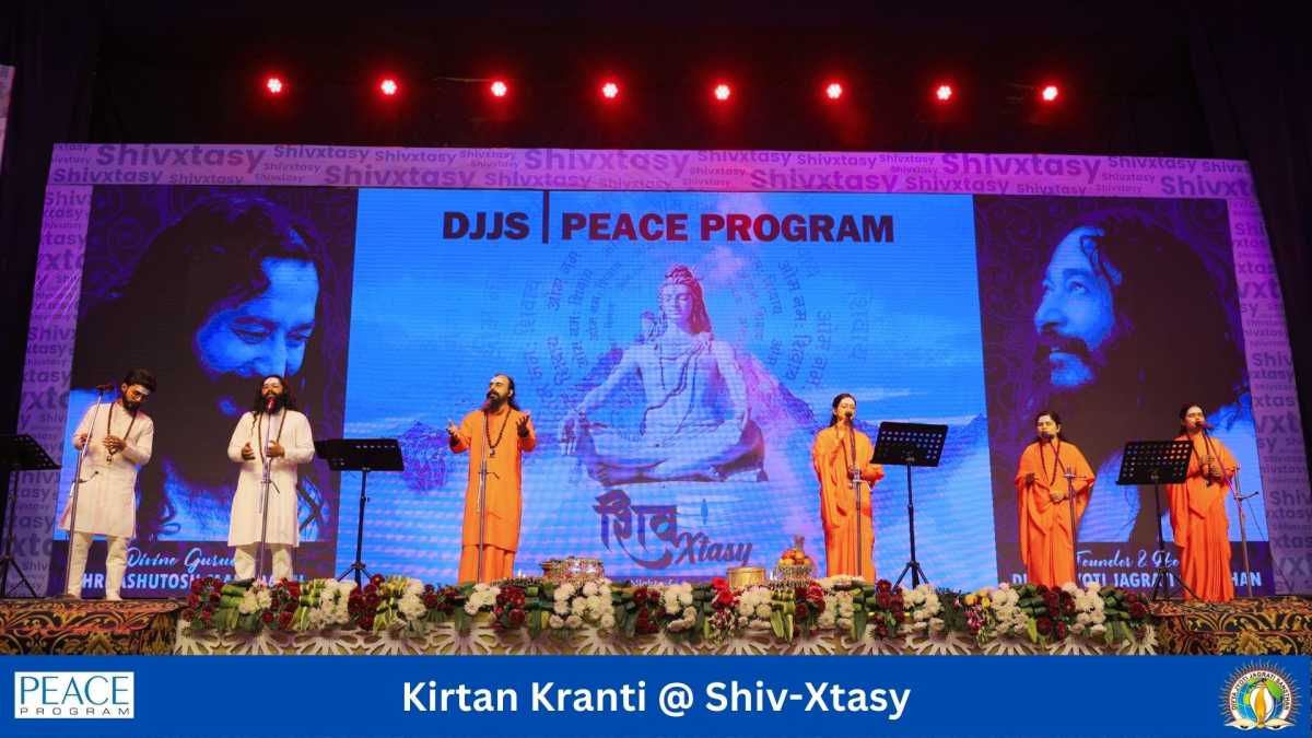 Amalgamation of Science and Sadhna at Shiv-Xtasy by PEACE Program