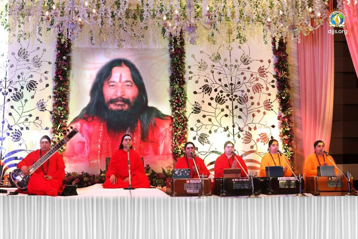 Devotional Concert at Jalandhar, Punjab enunciated Brahm Gyan as an indispensable tool for Spiritual Growth
