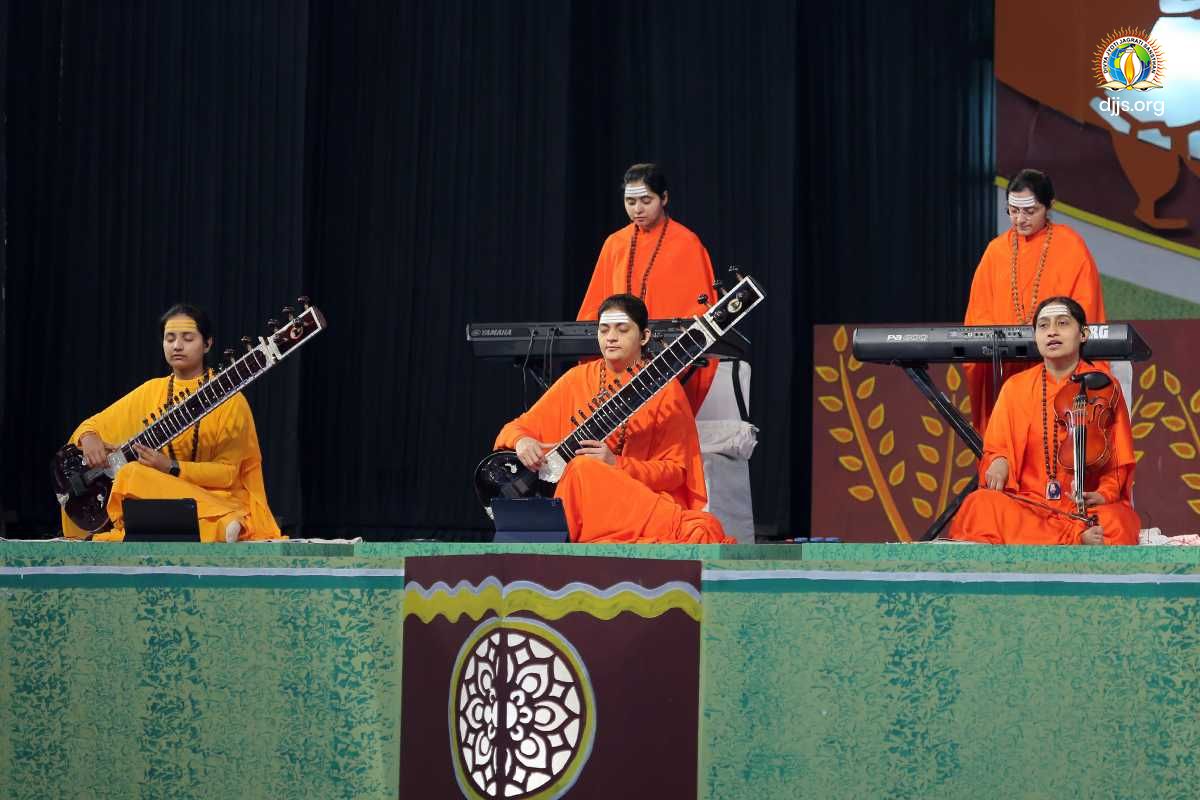 DJJS celebrated Bhartiya Nav Varsh with Magnificence at Monthly Spiritual Congregation, Divya Dham Ashram (Delhi)