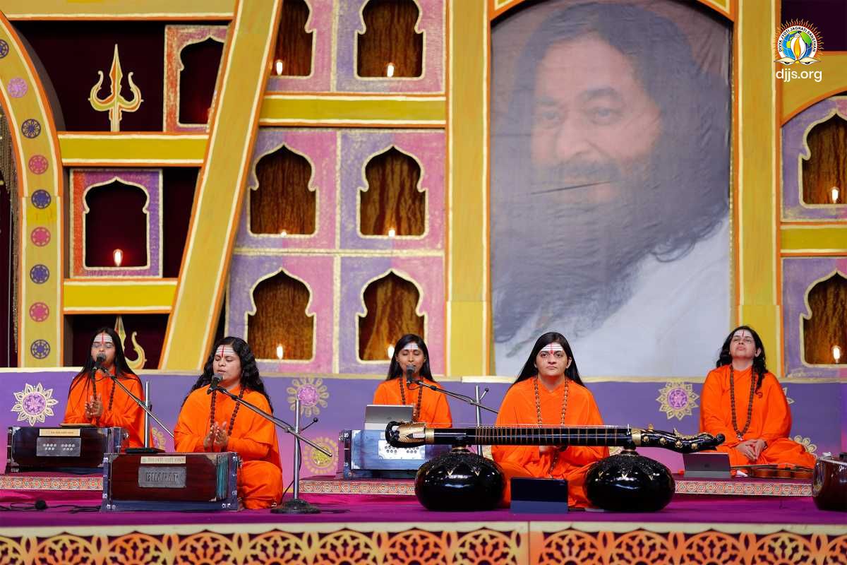 Shrimad Devi Bhagwat Katha Accentuated the Divine Tenets of Shakti (Goddess Durga) among Devotees at Dehradun, Uttarakhand