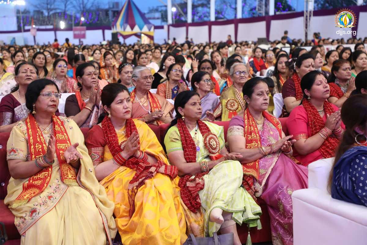 Shrimad Devi Bhagwat Katha Accentuated the Divine Tenets of Shakti (Goddess Durga) among Devotees at Dehradun, Uttarakhand