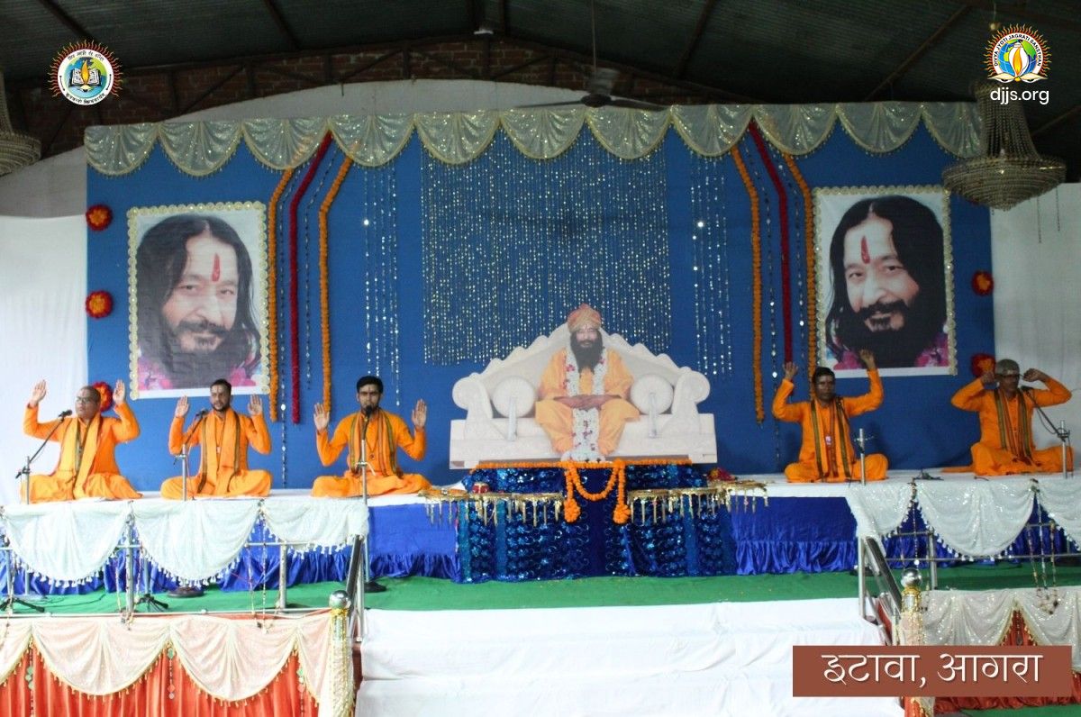 Vedic vivifying vibrations spread globally on Guru Purnima Mahotsava by BrahmGyani Ved Pathi-s