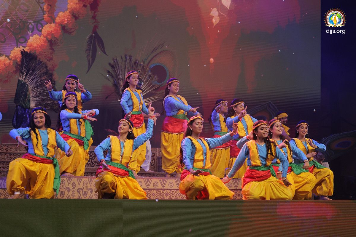 DJJS celebrated Shri Krishna Janmashtami Mahotsav 2025 with profound divinity & spiritual grandeur at Divya Dham Ashram, Delhi