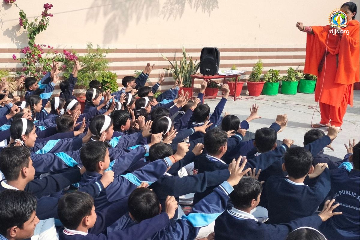 DJJS Bodh’s ‘UNPLUGGING’ Initiative Engages 8,500+ Students in 17 Schools to Promote Mindful Digital Habits