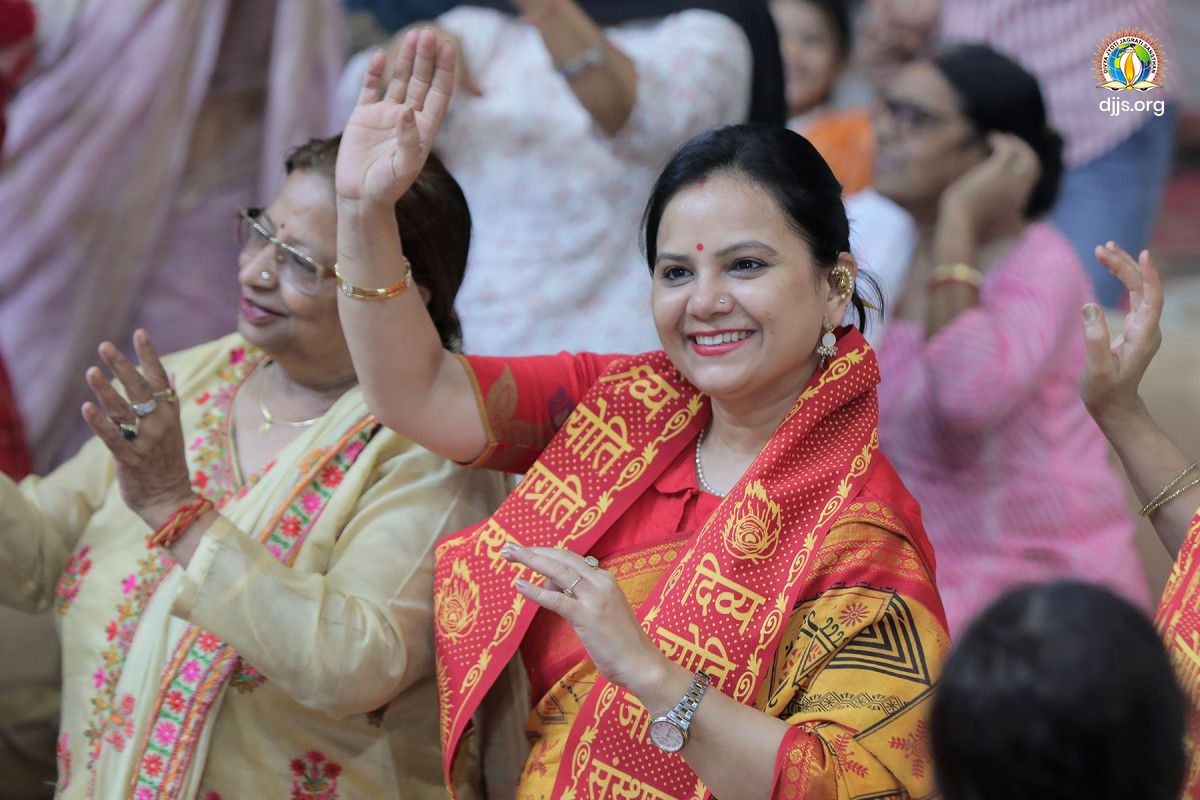 Spiritual mysteries illuminated through Bhagwan Shiv Katha in Noida, Uttar Pradesh